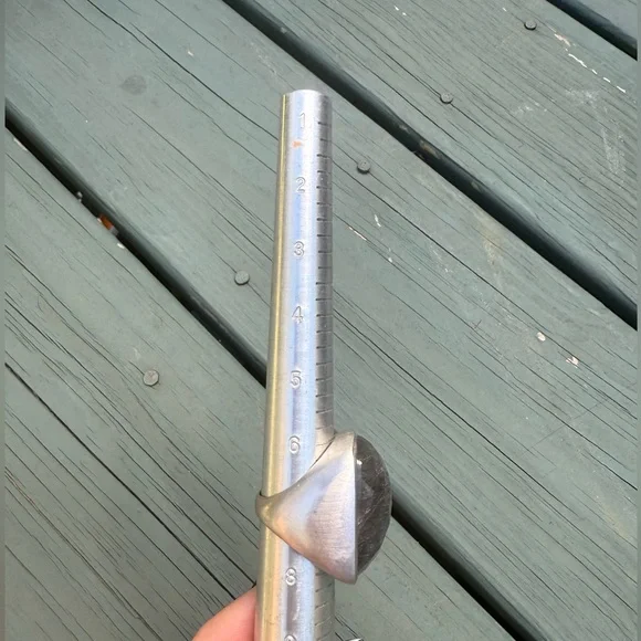 Silver and Black Quartz Gemstone Ring - Picture 10 of 16